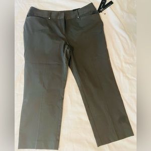 Alfani Pants Womens 14 Capri Cropped Tummy Control Capri Pants Urban Olive Ivy